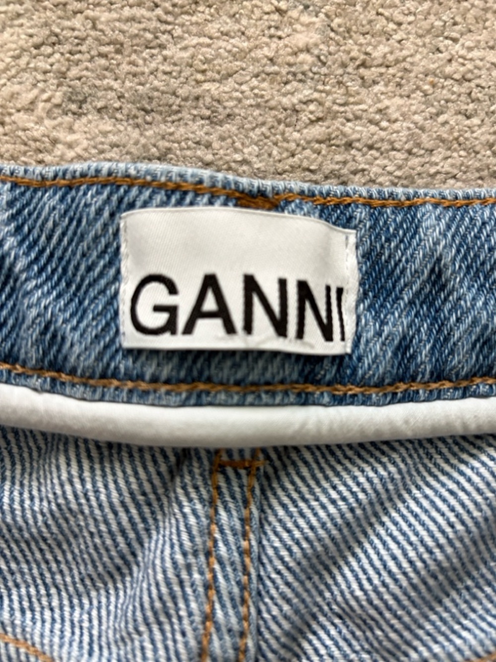 Ganni Wide Leg Jeans – Size 31 - Picture 4 of 8